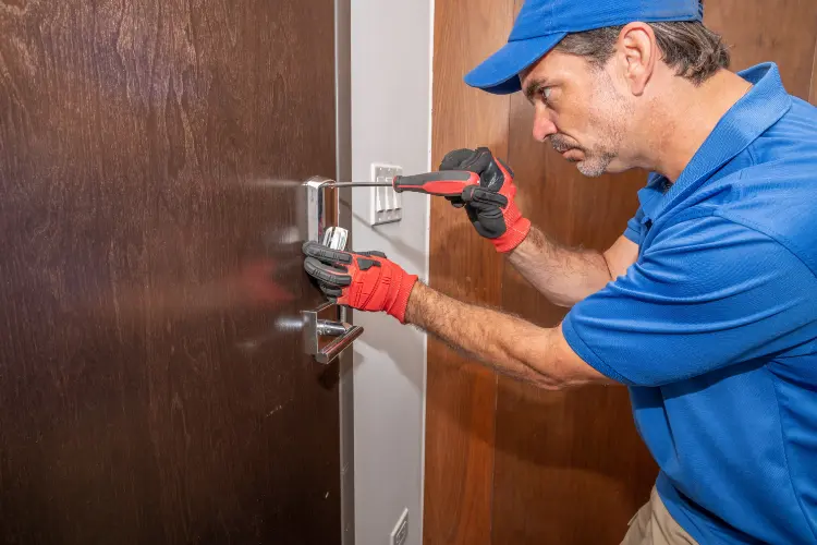 Home Lockout NYC. Top Notch Locksmith & Security